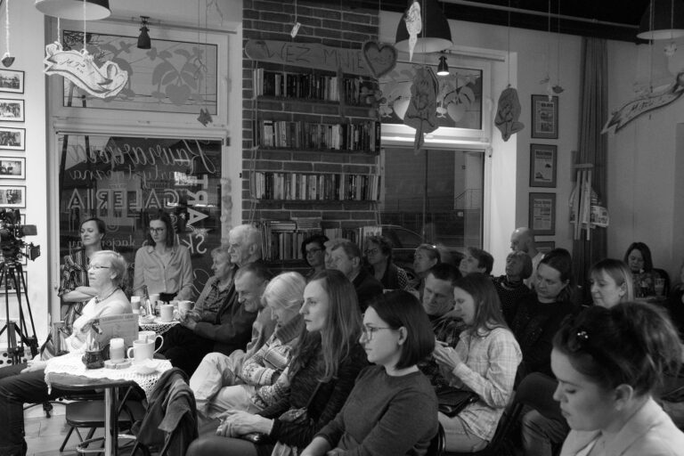 Spotkanie autorskie Adrianny Szymańskiej w Rykach w Kwadracie Artystycznym.