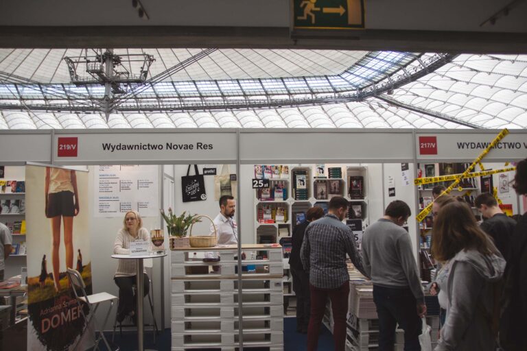 Adrianna Szymańska na Warszawskich Targach Książki