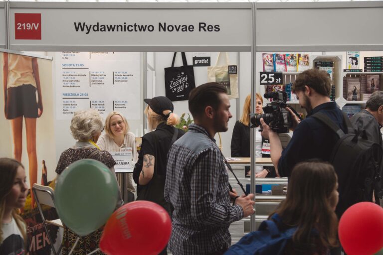 Adrianna Szymańska na Warszawskich Targach Książki