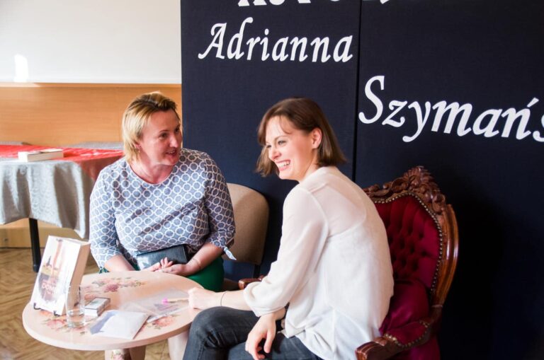 Spotkanie autorskie Adrianny Szymańskiej w Łukowie.