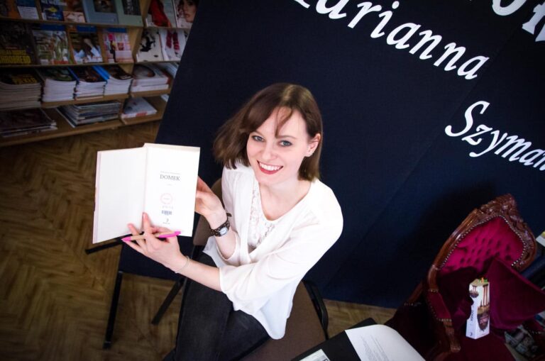 Spotkanie autorskie Adrianny Szymańskiej w Łukowie.