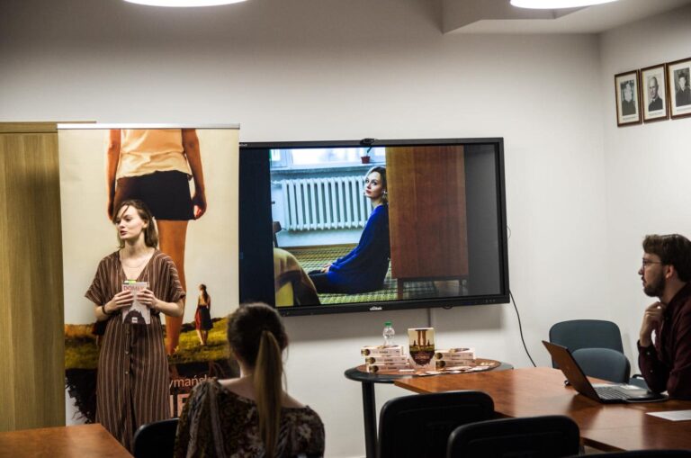 Spotkanie autorskie Adrianny Szymańskiej na UKSW